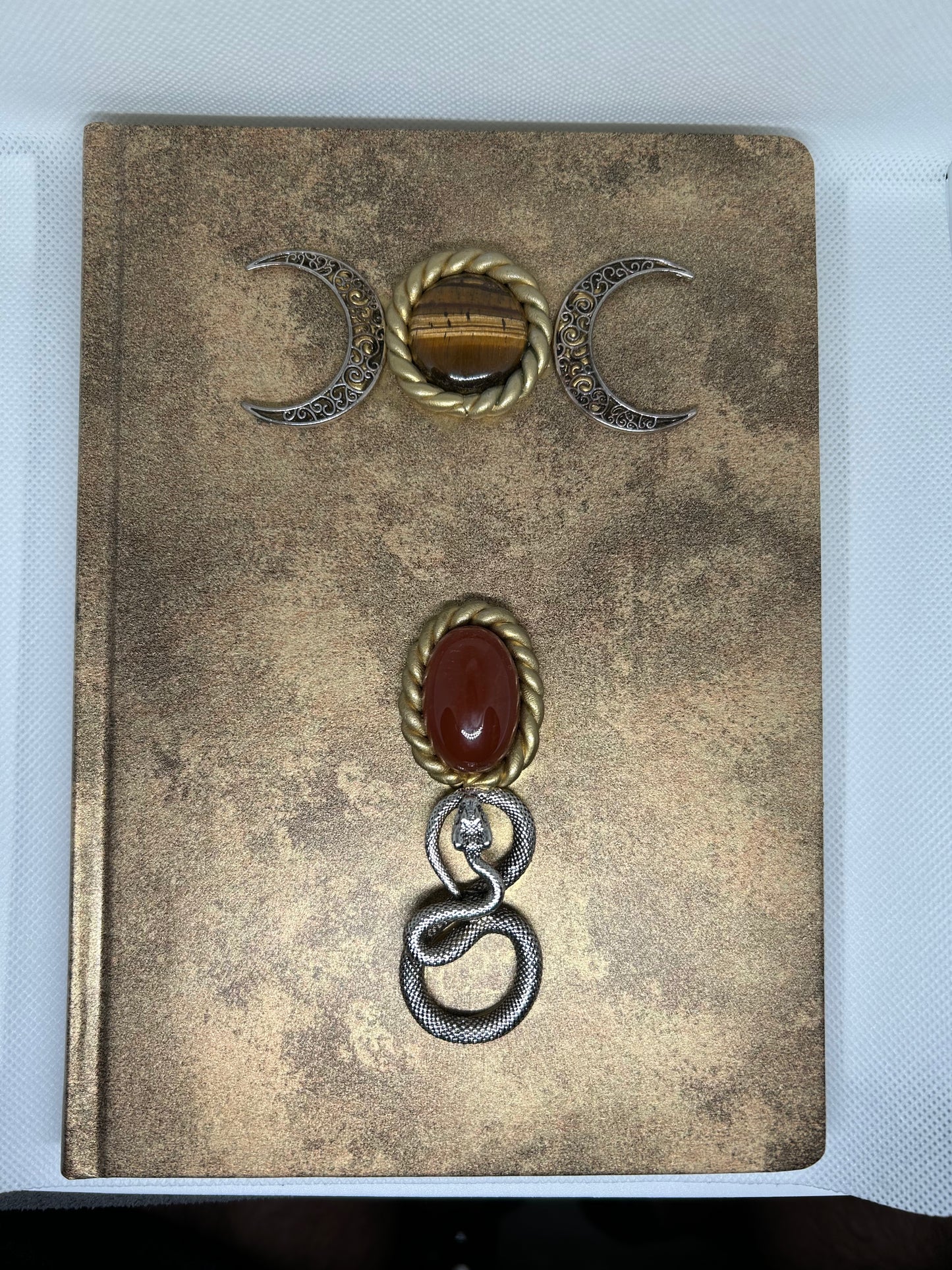 Tigers Eye and Carnelian Grimoire